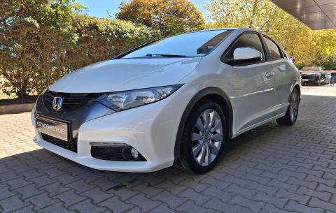 Honda Civic 1.6 i-DTEC Sport MT